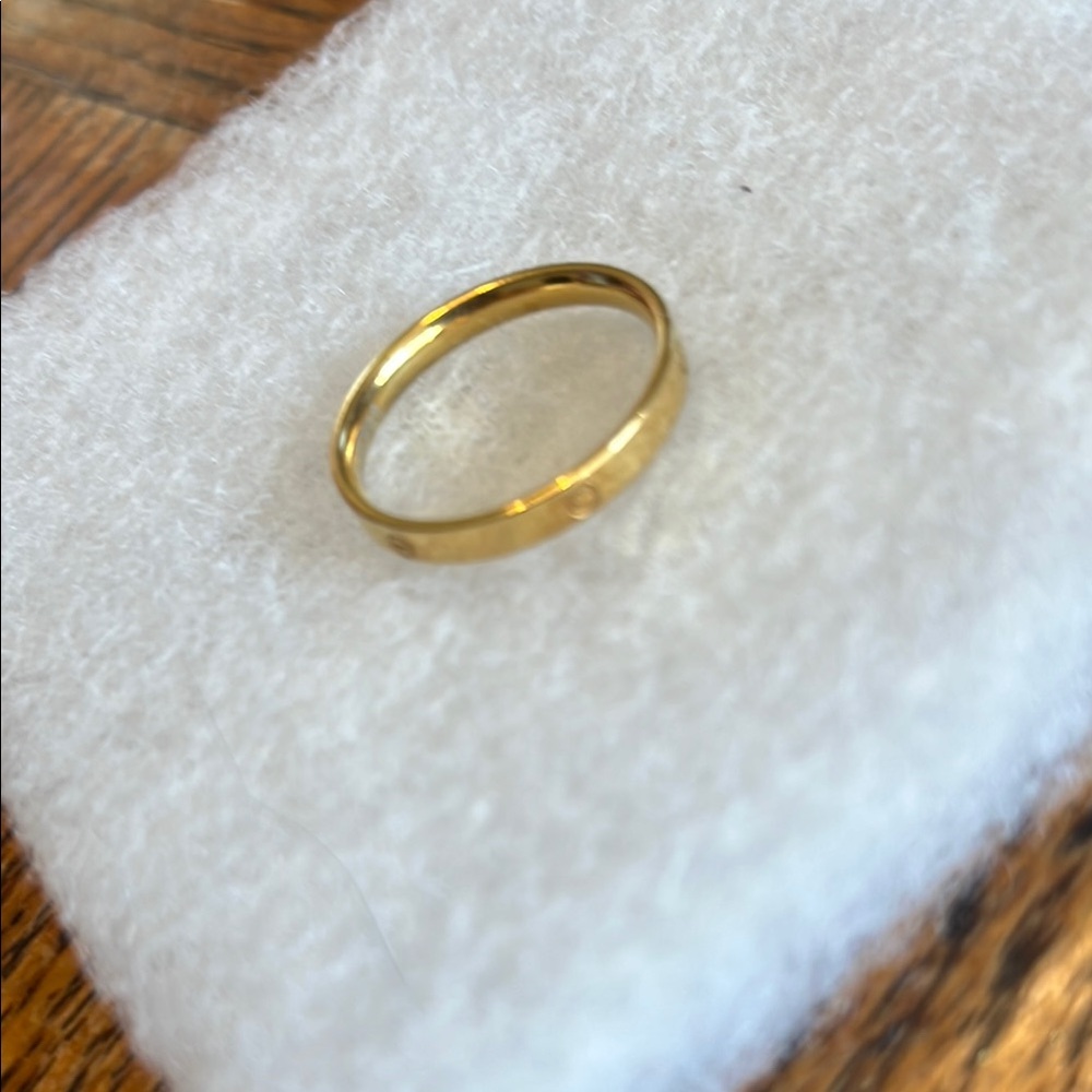Elegant Gold Love band.